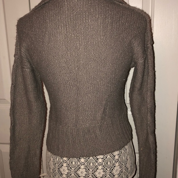 Sweater - Picture 3 of 4